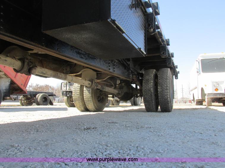 image for item K2064 2000 GMC C6500 dump flatbed truck