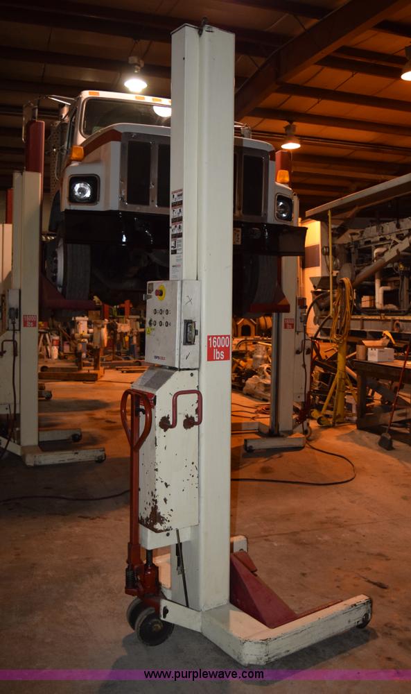 image for item K2368 2003 Stertil Koni portable truck lift