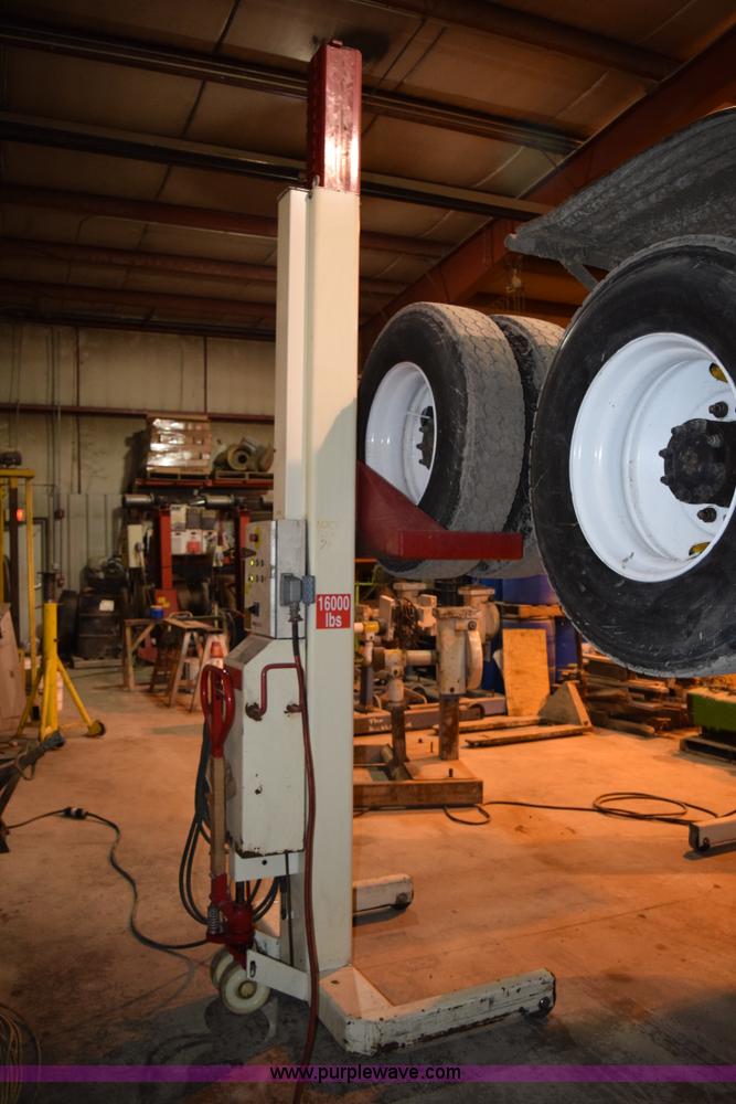 image for item K2368 2003 Stertil Koni portable truck lift