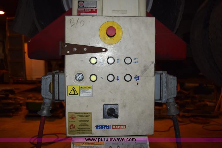 image for item K2368 2003 Stertil Koni portable truck lift