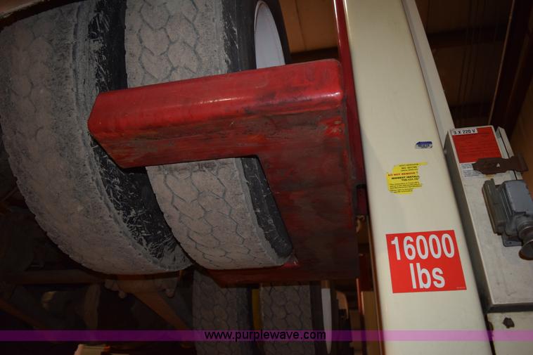 image for item K2368 2003 Stertil Koni portable truck lift