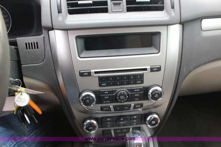 image for item K2954 2010 Ford Fusion