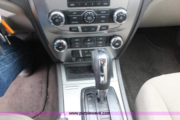 image for item K2954 2010 Ford Fusion