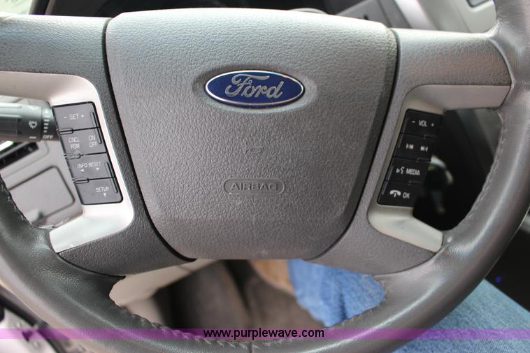 image for item K2954 2010 Ford Fusion
