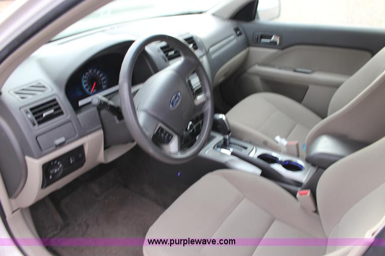 image for item K2955 2010 Ford Fusion