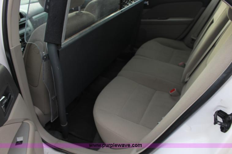 image for item K2955 2010 Ford Fusion