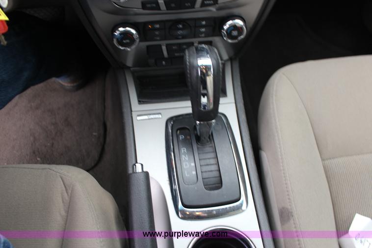 image for item K2955 2010 Ford Fusion