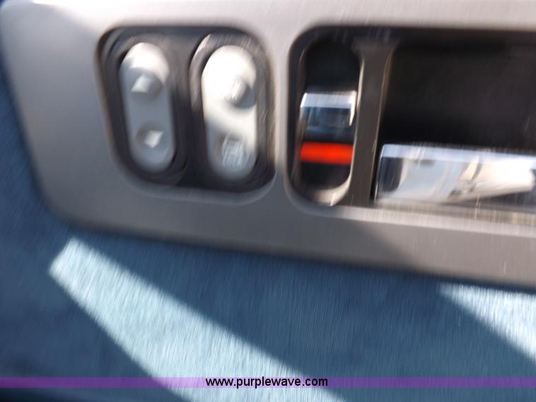 image for item K3234 1990 Chevrolet Silverado 1500 pickup truck