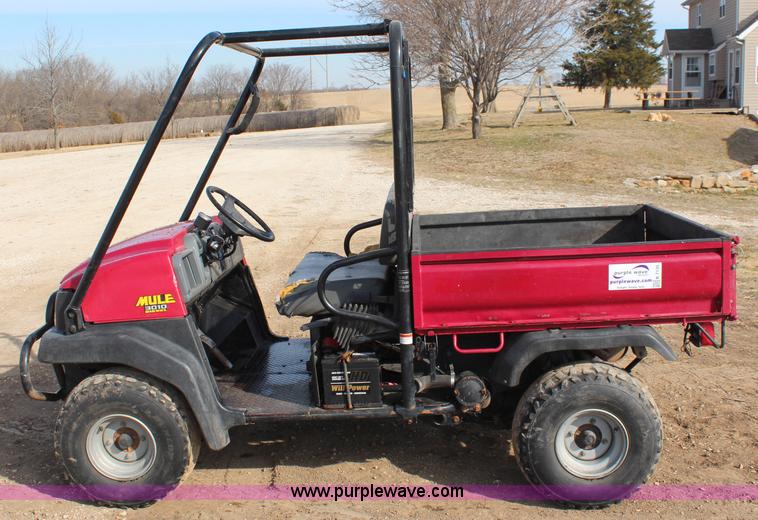 image for item K7135 2004 Kawasaki Mule 3010 utility vehicle