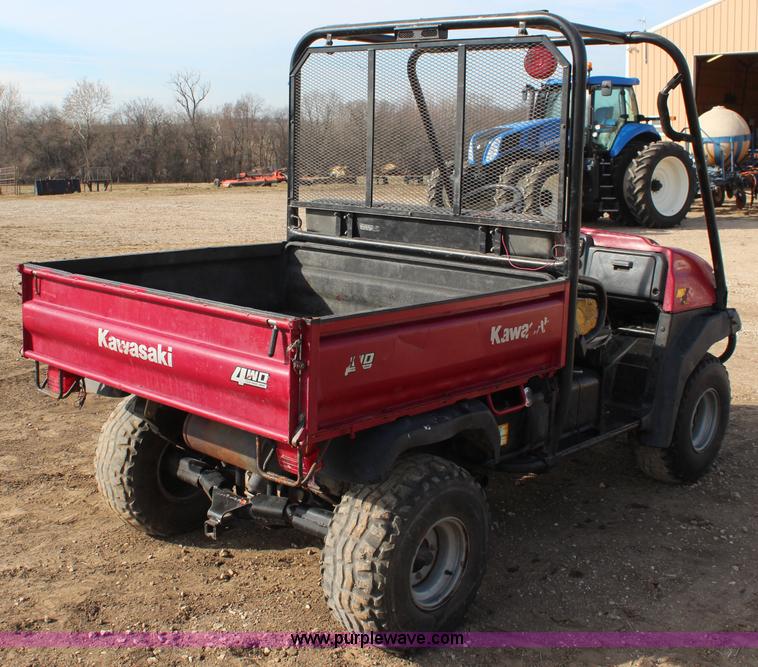 image for item K7135 2004 Kawasaki Mule 3010 utility vehicle