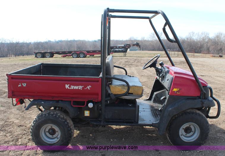 image for item K7135 2004 Kawasaki Mule 3010 utility vehicle