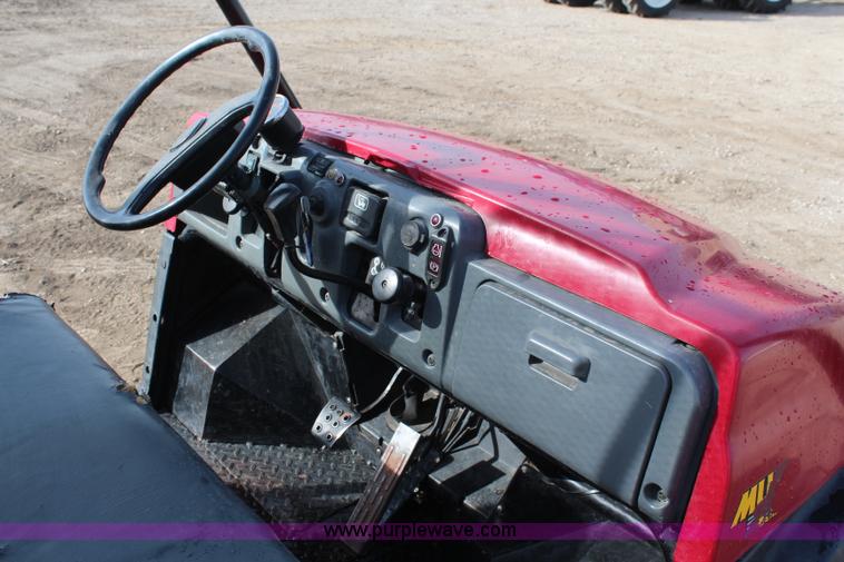 image for item K7135 2004 Kawasaki Mule 3010 utility vehicle