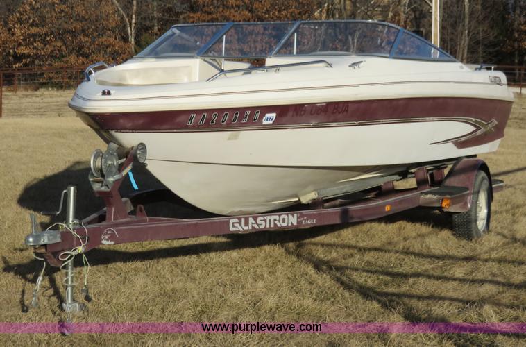 image for item K7228 1998 Glastron GS205 boat