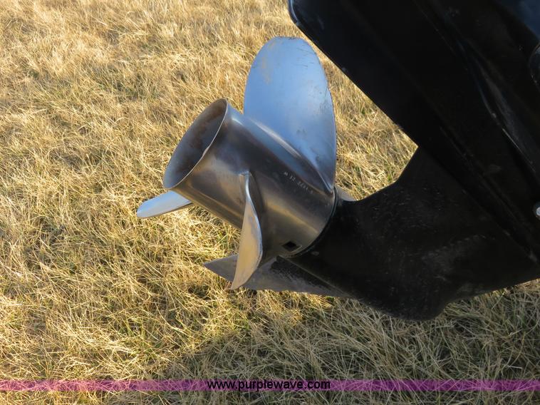 image for item K7228 1998 Glastron GS205 boat