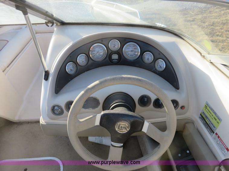 image for item K7228 1998 Glastron GS205 boat