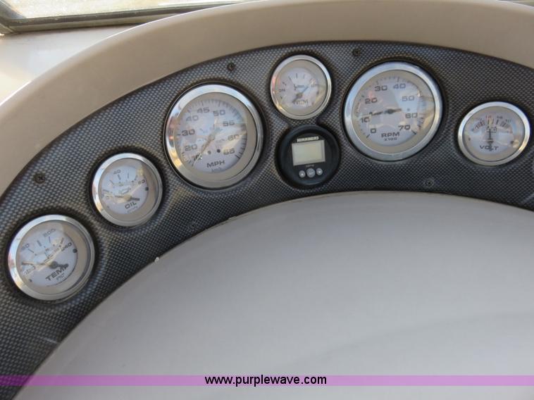 image for item K7228 1998 Glastron GS205 boat