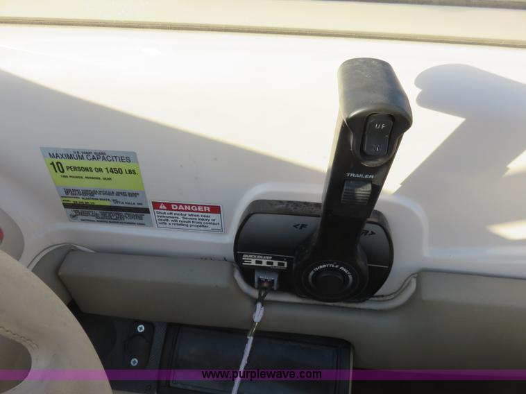 image for item K7228 1998 Glastron GS205 boat