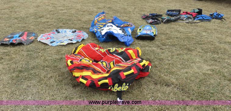 image for item K7228 1998 Glastron GS205 boat