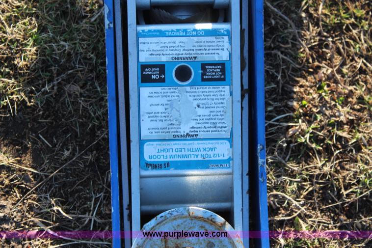 image for item K8777 Assorted items