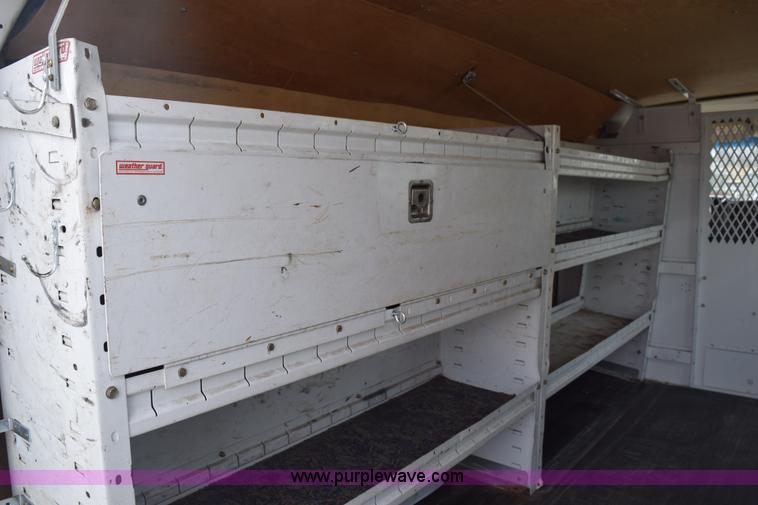 image for item K8788 2007 Chevrolet Express 3500 Cargo van