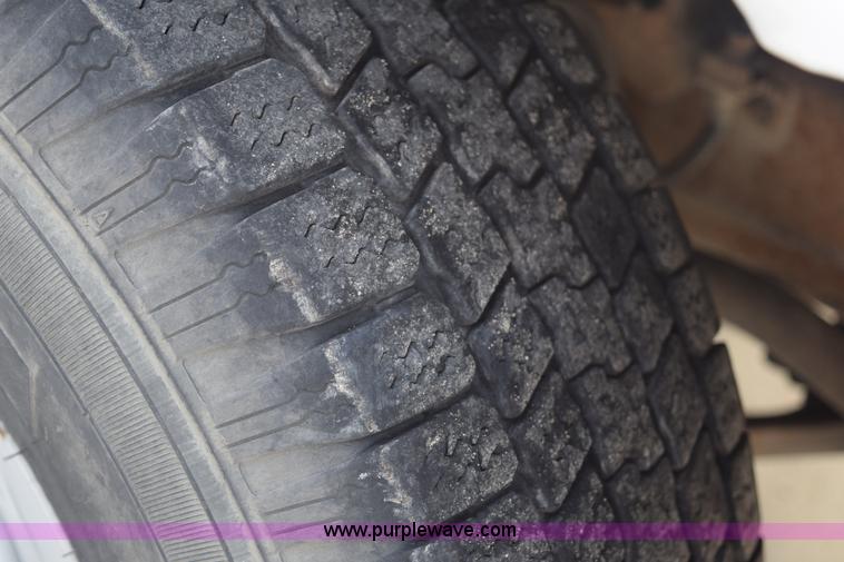 image for item K8789 2006 Chevrolet Express 3500 Cargo van