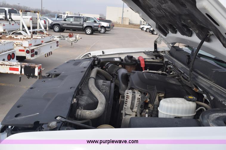image for item K8793 2007 Chevrolet Silverado 2500HD Ext. Cab pickup truck