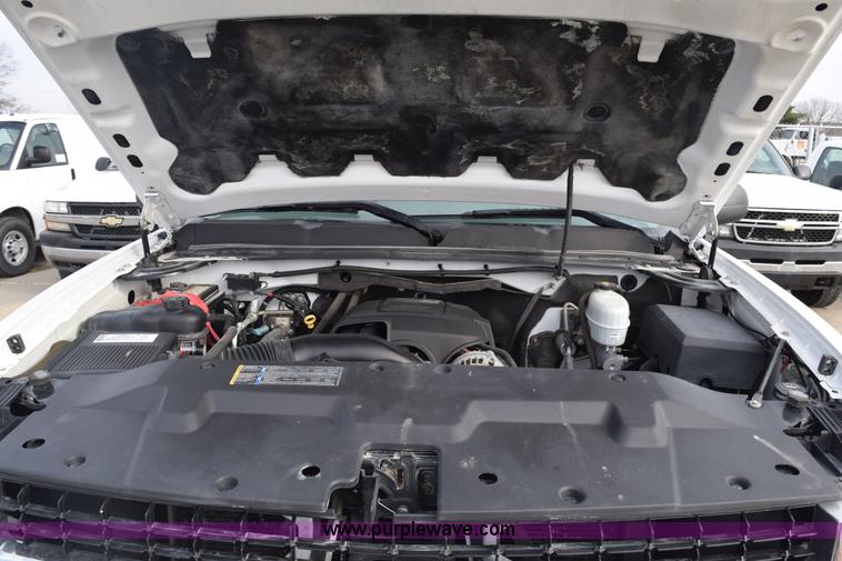 image for item K8793 2007 Chevrolet Silverado 2500HD Ext. Cab pickup truck