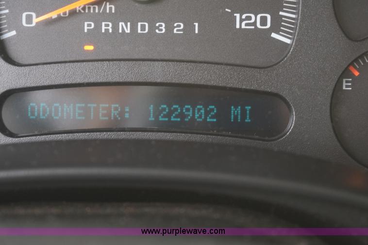 image for item K8794 2006 Chevrolet Silverado 2500HD Ext. Cab pickup truck