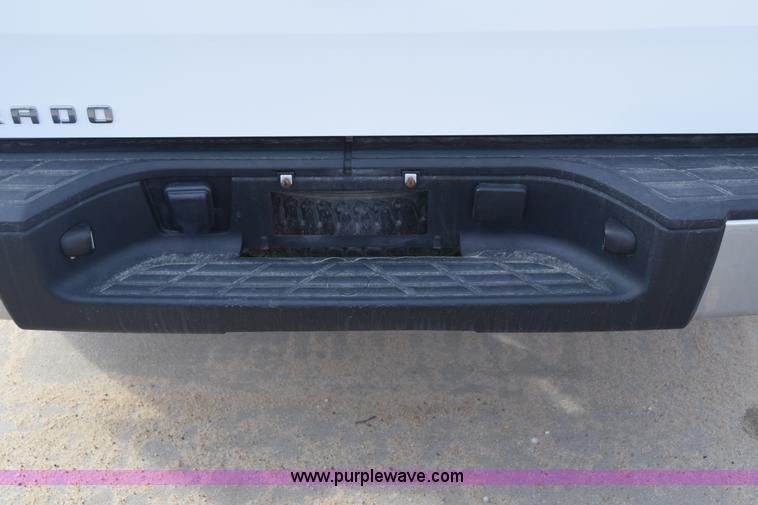 image for item K8799 2007 Chevrolet Silverado 1500 Ext. Cab pickup truck