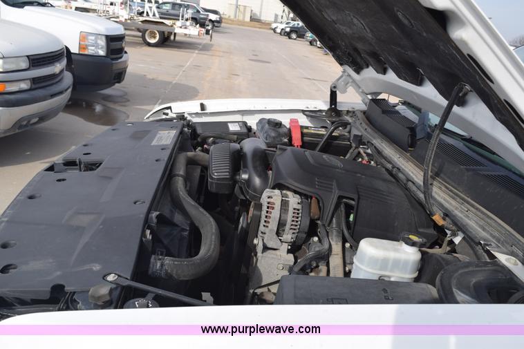 image for item K8800 2007 Chevrolet Silverado 1500 Ext. Cab pickup truck