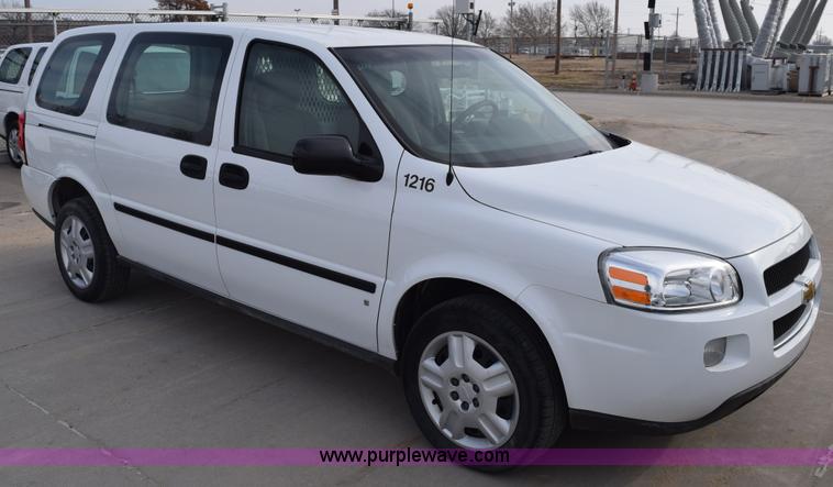 image for item K8802 2006 Chevrolet Uplander Cargo van