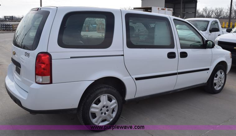 image for item K8802 2006 Chevrolet Uplander Cargo van