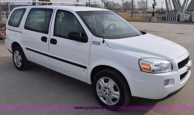 image for item K8803 2007 Chevrolet Uplander Cargo van