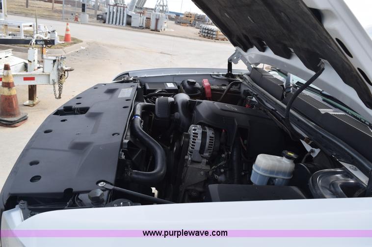 image for item K8807 2007 Chevrolet Silverado 1500 pickup truck