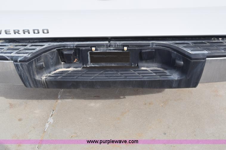 image for item K8807 2007 Chevrolet Silverado 1500 pickup truck