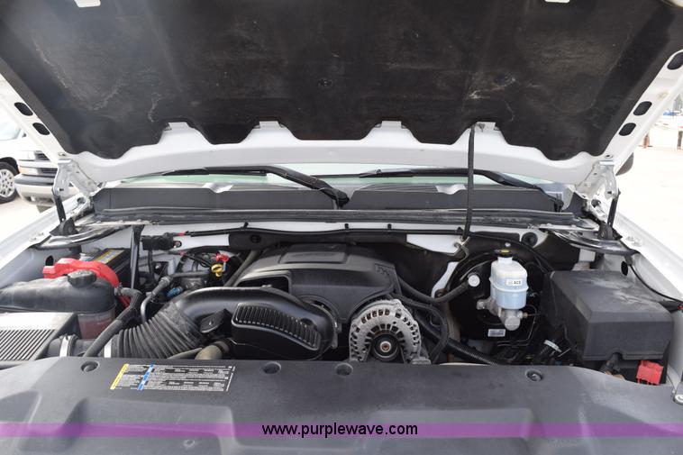 image for item K8808 2007 Chevrolet Silverado 1500 Ext. Cab pickup truck