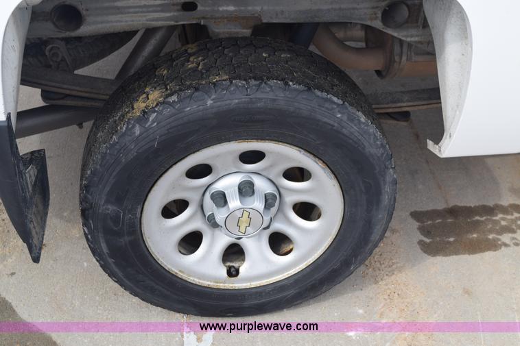 image for item K8808 2007 Chevrolet Silverado 1500 Ext. Cab pickup truck