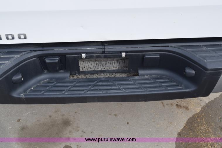 image for item K8808 2007 Chevrolet Silverado 1500 Ext. Cab pickup truck