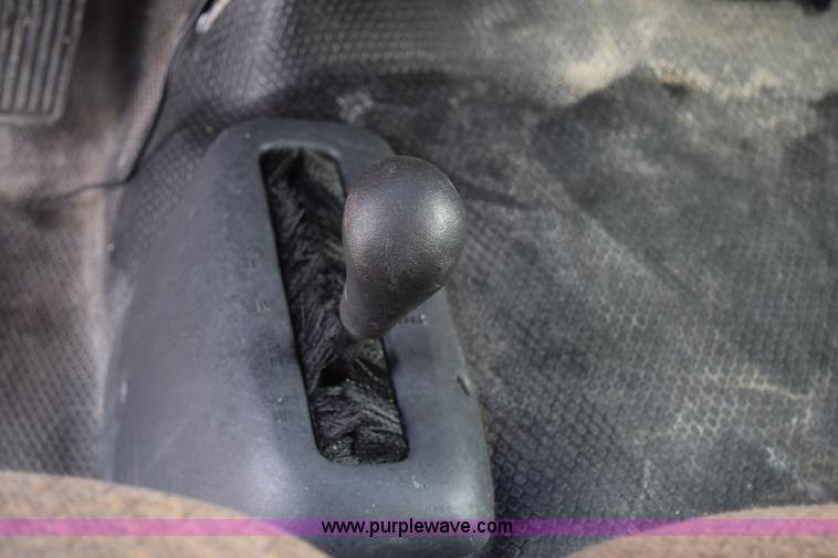 image for item K8809 1999 Chevrolet Silverado 1500 Ext. Cab pickup truck