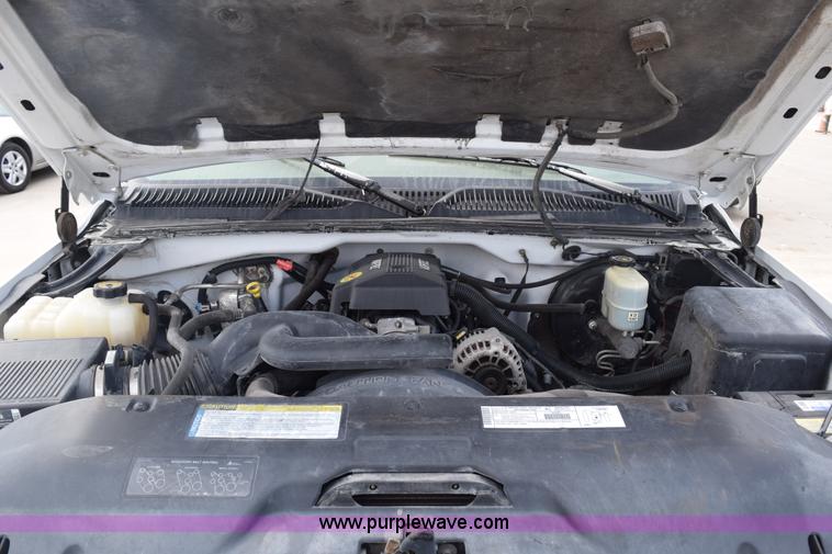 image for item K8809 1999 Chevrolet Silverado 1500 Ext. Cab pickup truck