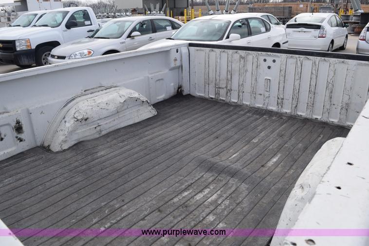 image for item K8809 1999 Chevrolet Silverado 1500 Ext. Cab pickup truck