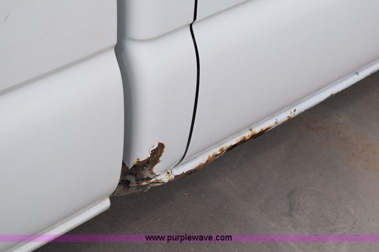 image for item K8809 1999 Chevrolet Silverado 1500 Ext. Cab pickup truck