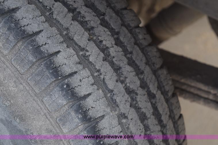 image for item K8809 1999 Chevrolet Silverado 1500 Ext. Cab pickup truck