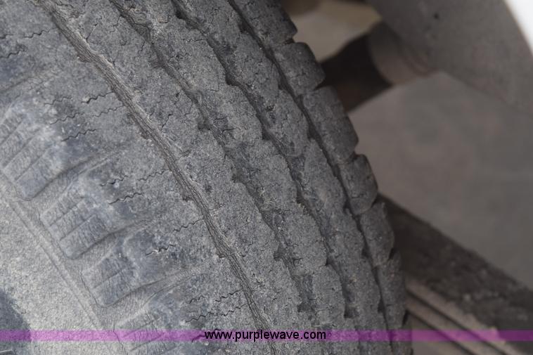 image for item K8809 1999 Chevrolet Silverado 1500 Ext. Cab pickup truck