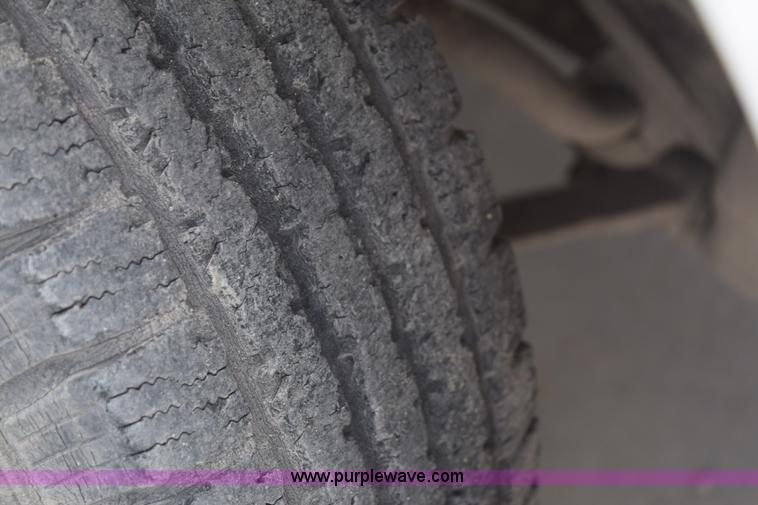 image for item K8809 1999 Chevrolet Silverado 1500 Ext. Cab pickup truck