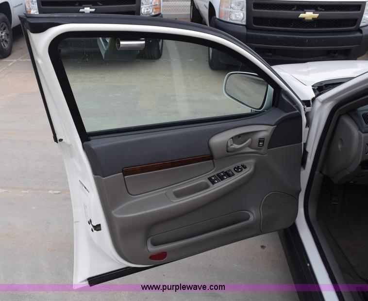 image for item K8823 2005 Chevrolet Impala