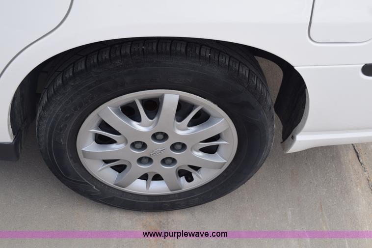 image for item K8823 2005 Chevrolet Impala