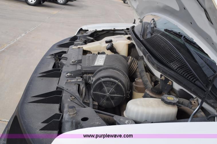 image for item K8826 2006 Chevrolet Express 3500 Cargo van