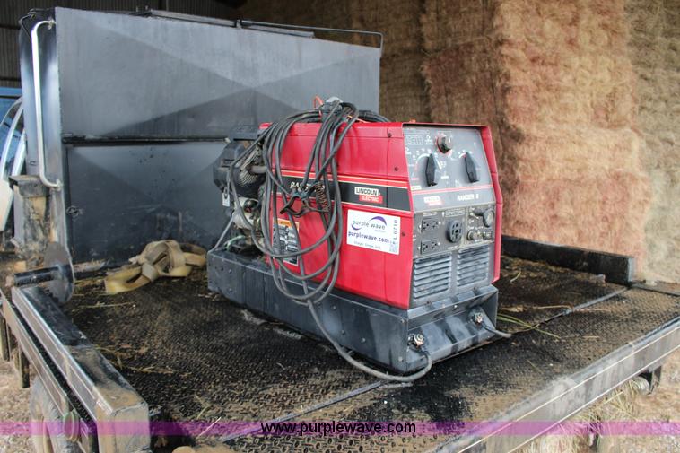 image for item L6710 Lincoln Electric Ranger 8 welder