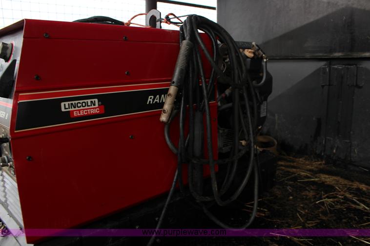 image for item L6710 Lincoln Electric Ranger 8 welder